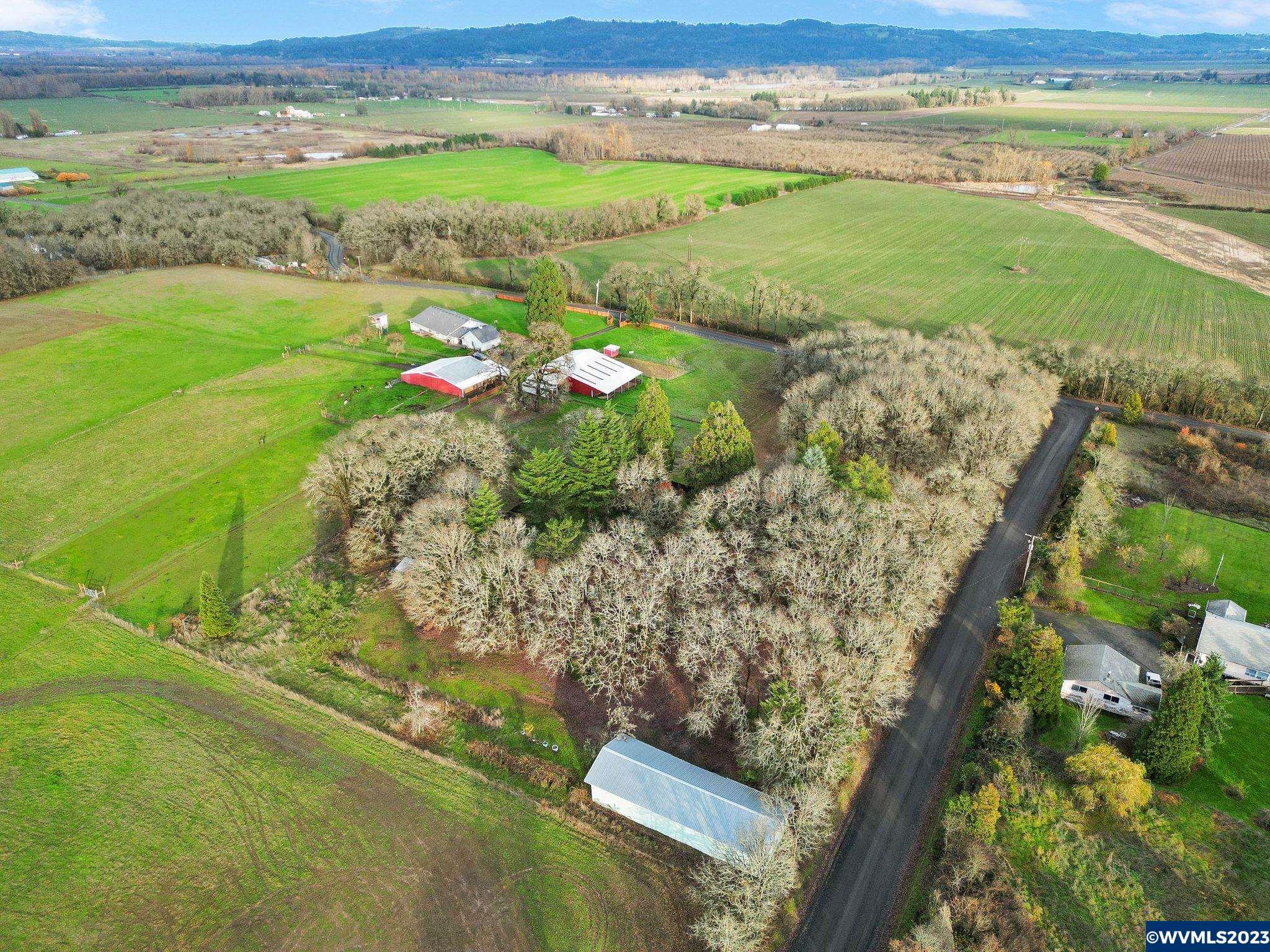 8605 Fruit Farm Road Independence, OR 97351 - Photo 8 of 25 Gallery Image 8