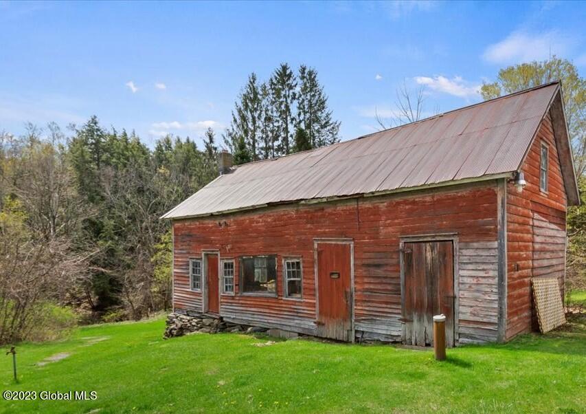 46 Hewitt Road Petersburgh, NY 12138 - Photo 3 of 38 10-MW2_7069 cropped