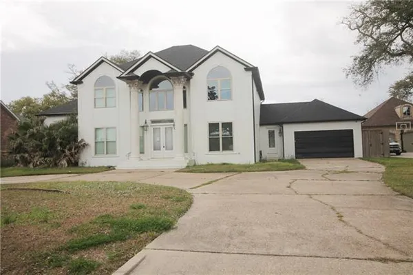$486,000 | 120 Oak Manor Lane, St. Rose, LA 70087