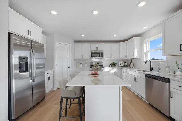 $499,990 | 1268 Edge Way, Jordan, MN 55352