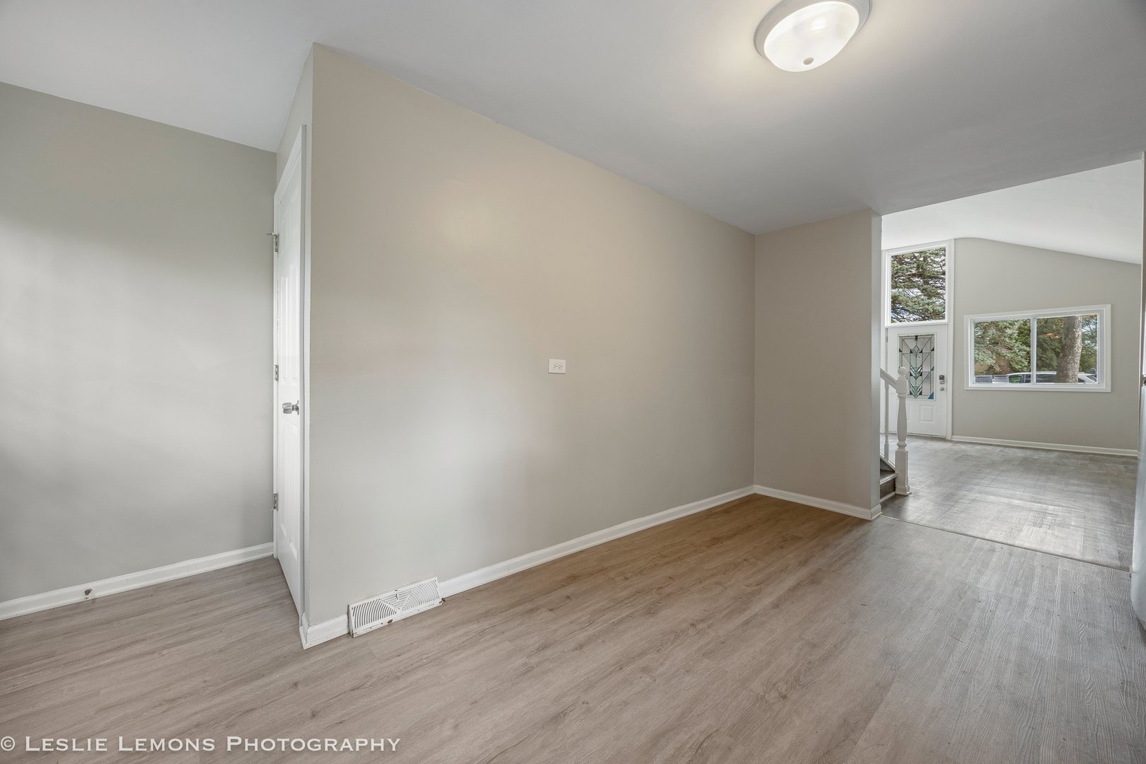 612 Rozanne Drive Addison, IL 60101 - Photo 11 of 33 Gallery Image 11