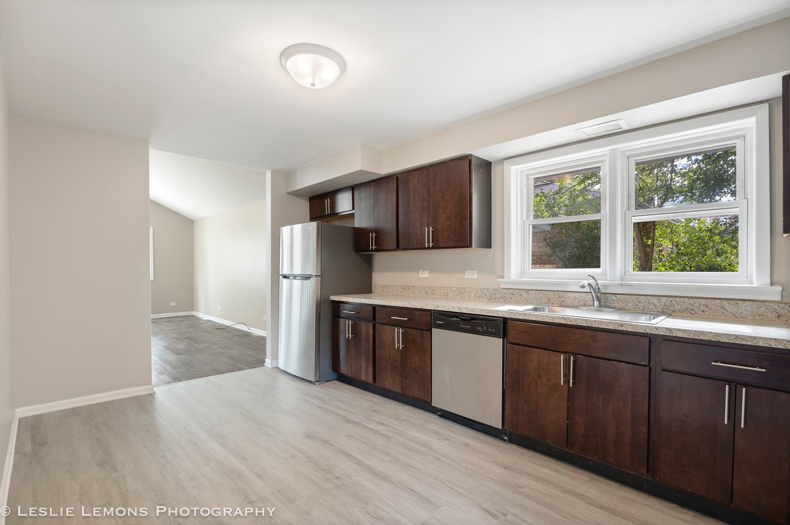 612 Rozanne Drive Addison, IL 60101 - Photo 10 of 33 Gallery Image 10