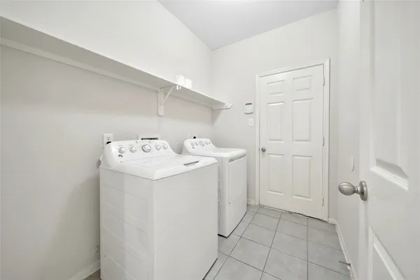 $2,600 | 18330 Tangle Tree Lane, Houston, TX 77084