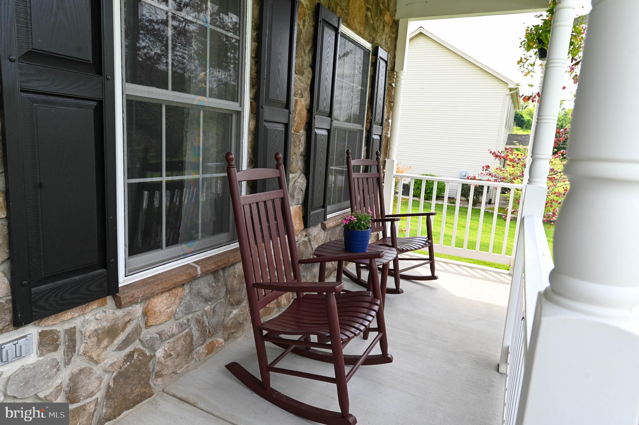 32 Valley Road Shrewsbury, PA 17361 - Photo 3 of 56 Gallery Image 3