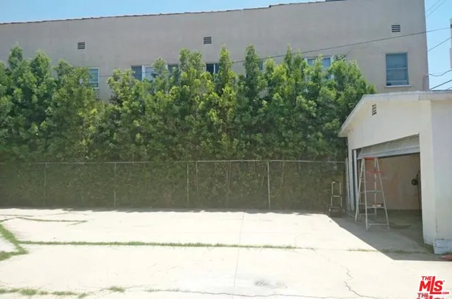 a view of small space and a yard