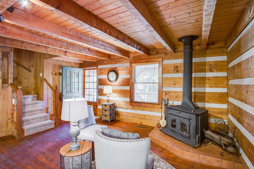5534 Vanderbilt Road Old Hickory, TN 37138 - Photo 6 of 27 a dining room with wooden floor and furniture