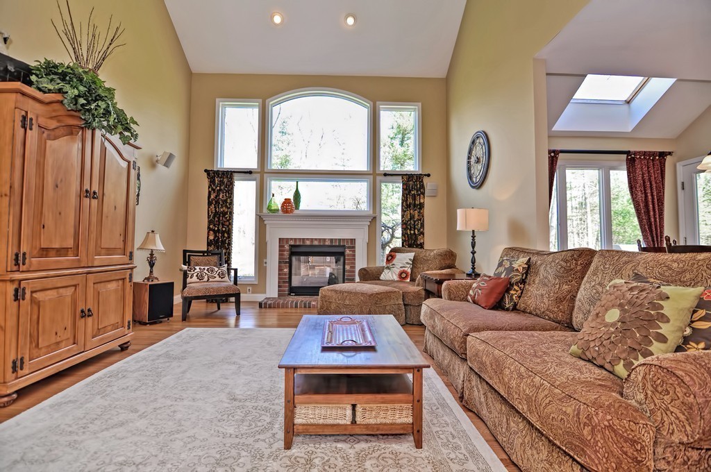 88 Hancock Road Franklin, MA 02038 - Photo 7 of 30 Gallery Image 7
