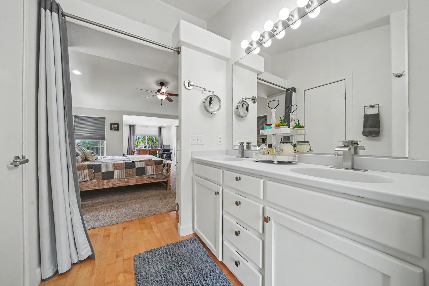 989 Carbondale Road Ione, CA 95640 - Photo 26 of 63 Primary Suite