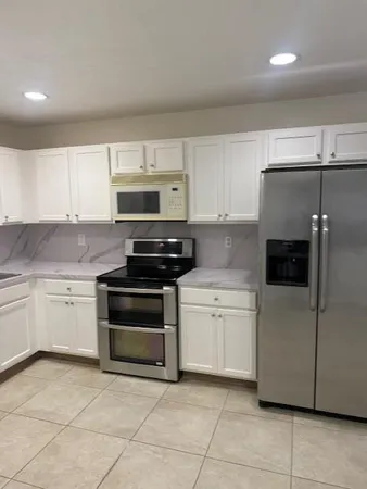 $2,695 | 6109 Reynolds Street, West Palm Beach, FL 33411