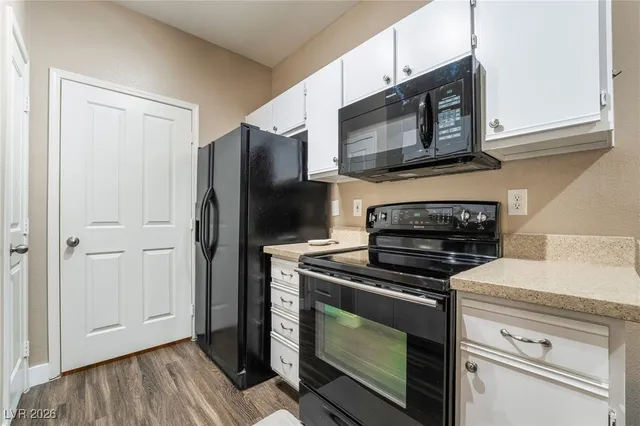 $1,400 | 2900 Sunridge Heights Parkway, Unit 1715, Henderson, NV 89052