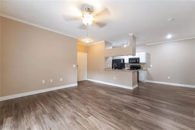 $1,400 | 2900 Sunridge Heights Parkway, Unit 1715, Henderson, NV 89052