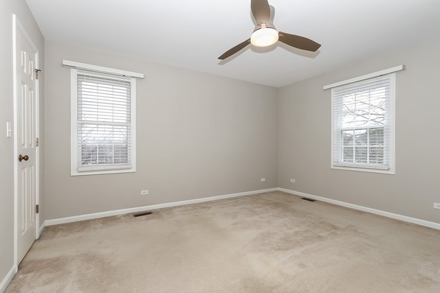 2784 Randall Ridge Drive Elgin, IL 60124 - Photo 13 of 20 a view of an empty room with a window
