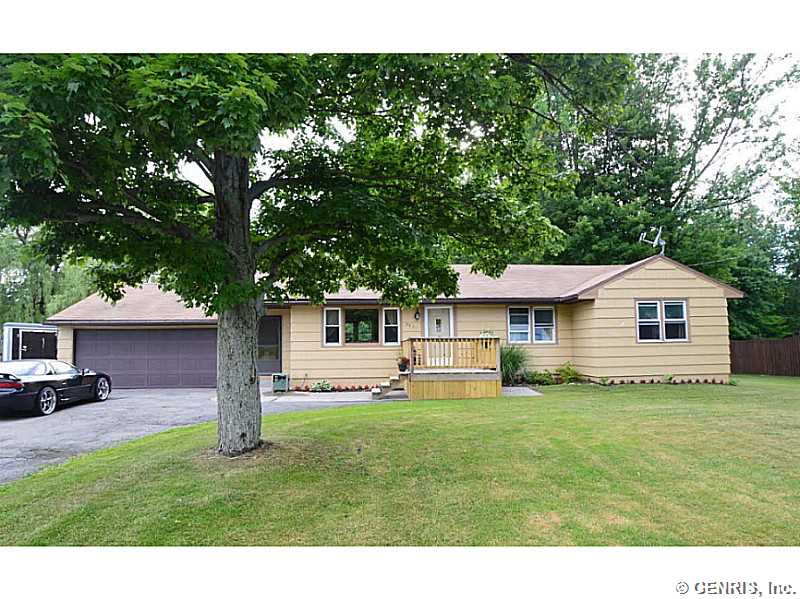 6871 Knickerbocker Road Ontario, NY 14519 - Photo 1 of 1 Exterior Front.