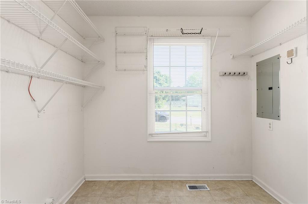 810 Arthur Avenue High Point, NC 27263 - Photo 16 of 36