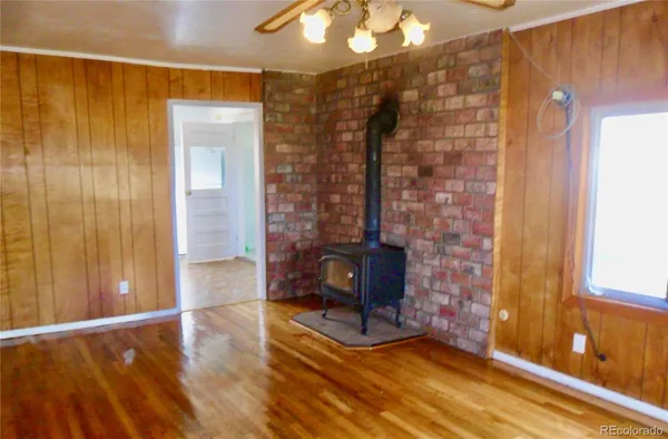 $339,000 | 101 Willard Street, Jefferson, CO 80456
