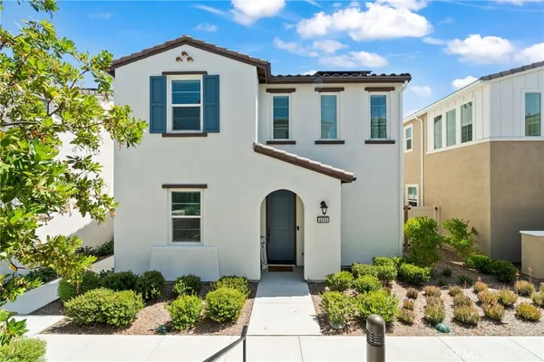 $740,000 | 4052 Summer Way, Corona, CA 92883