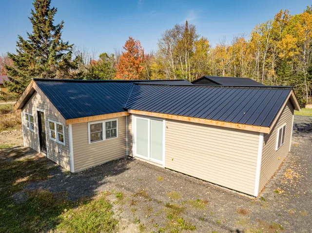 $325,000 | 7 Forest Street, Jackman, ME 04945