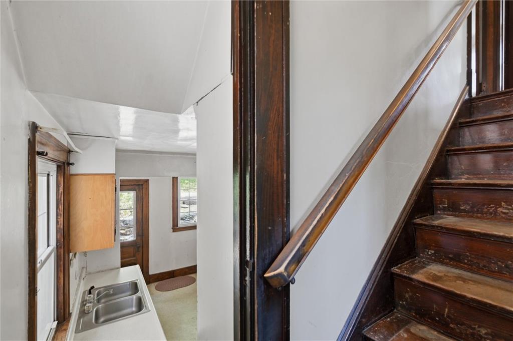 727 High Street Freeport, PA 16229 - Photo 9 of 50