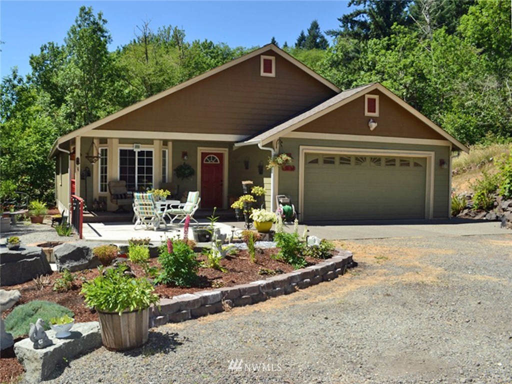 1881 Little Hanaford Road Centralia, WA 98531 - Photo 1 of 21 Gallery Image 1