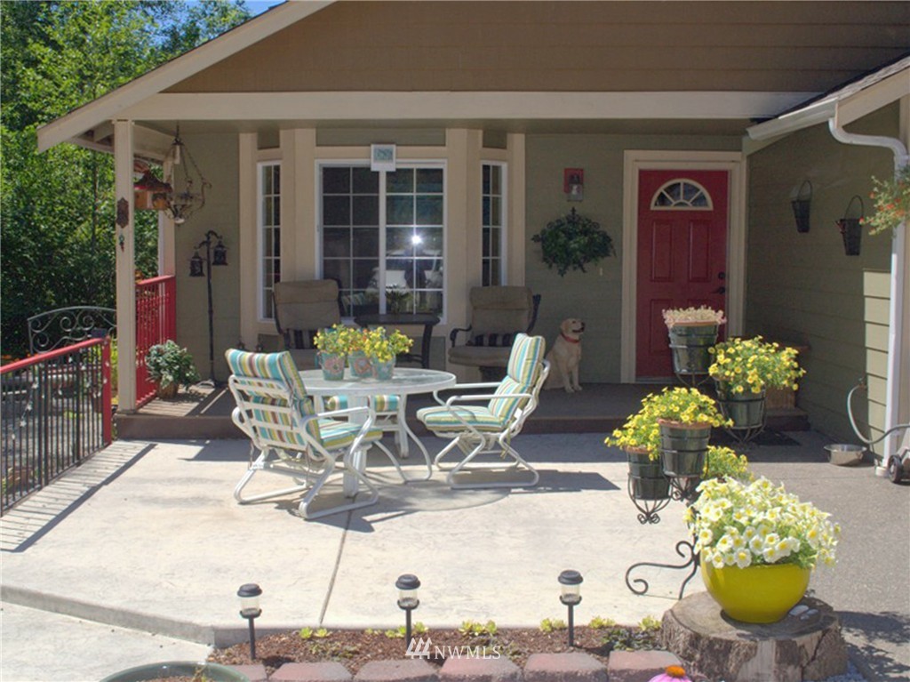 1881 Little Hanaford Road Centralia, WA 98531 - Photo 2 of 21 Gallery Image 2