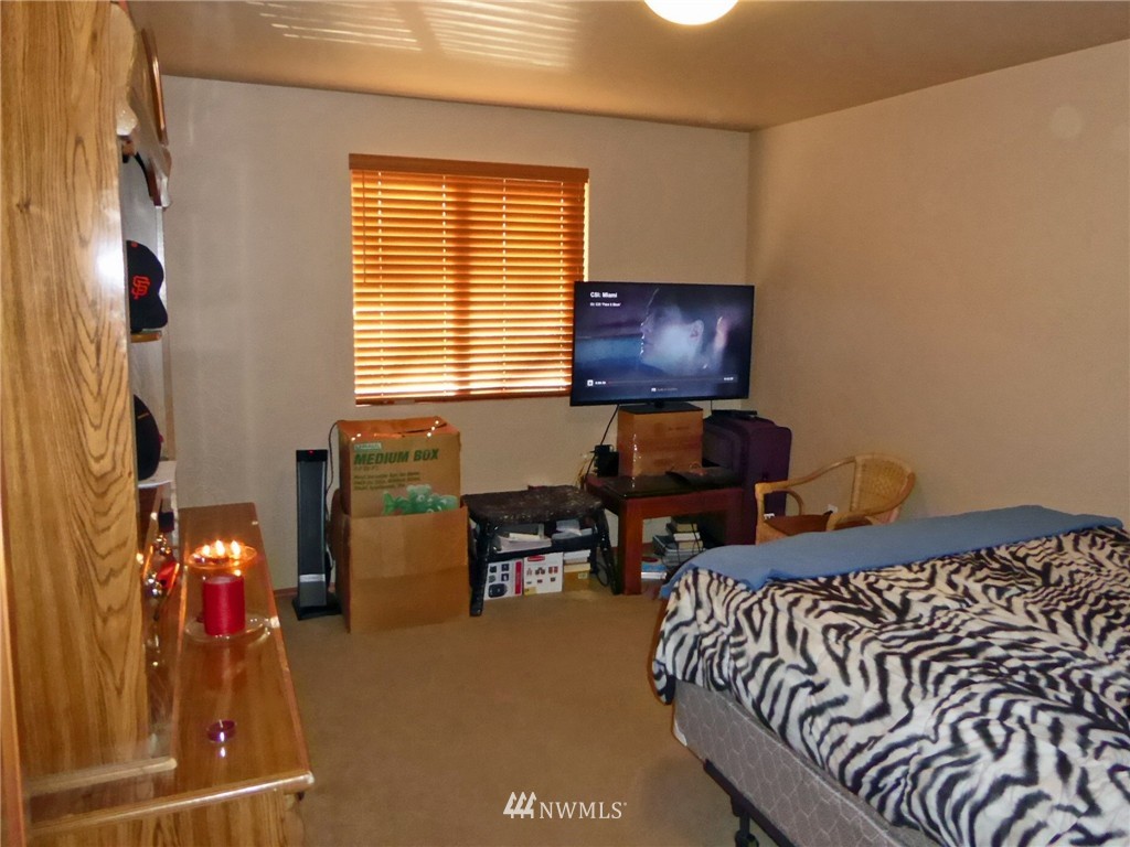 1881 Little Hanaford Road Centralia, WA 98531 - Photo 13 of 21 Gallery Image 13