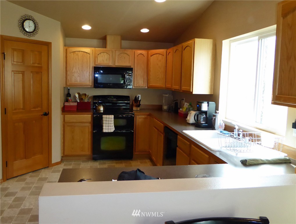1881 Little Hanaford Road Centralia, WA 98531 - Photo 5 of 21 Gallery Image 5