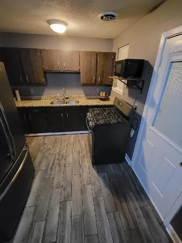 $1,900 | 1849 Redwood Drive, Harvey, LA 70058