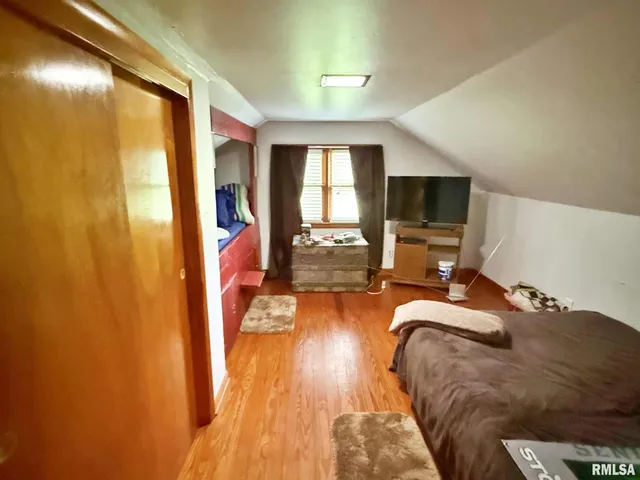 $197,900 | 200 Crestview Drive, Dongola, IL 62926