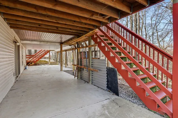 $865,000 | 2011 Knollpoint Drive Northeast, Ada, MI 49301