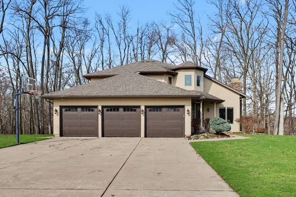 $865,000 | 2011 Knollpoint Drive Northeast, Ada, MI 49301