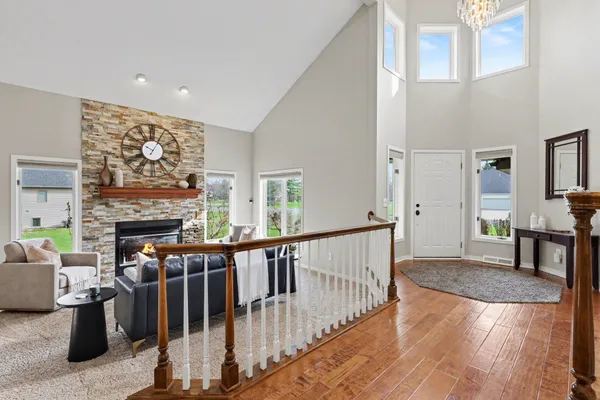 $865,000 | 2011 Knollpoint Drive Northeast, Ada, MI 49301