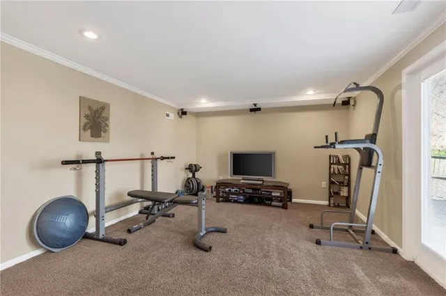 $329,900 | 5509 Long View Drive, St. Joseph, MO 64503