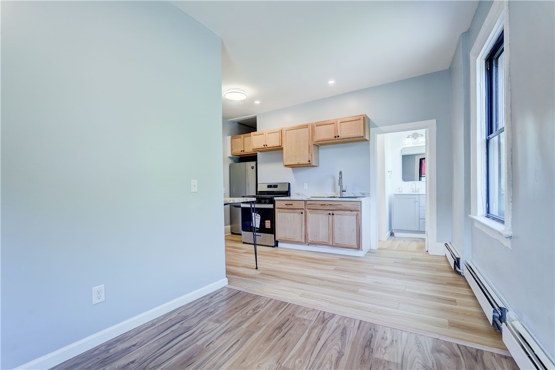 90 Henrietta Street, Unit 4 Rochester, NY 14620 - Photo 5 of 19