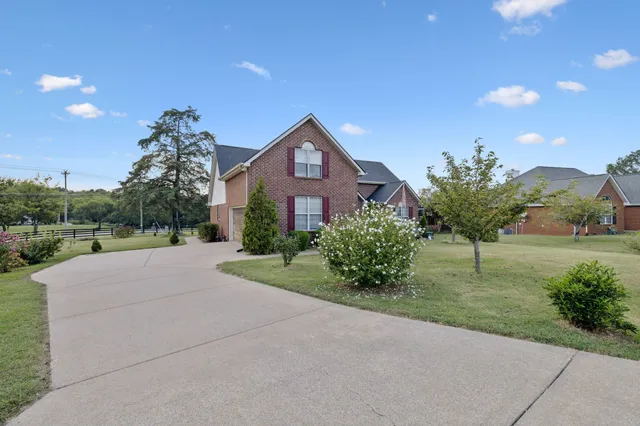 $449,000 | 114 Falling Branch Court, Murfreesboro, TN 37129