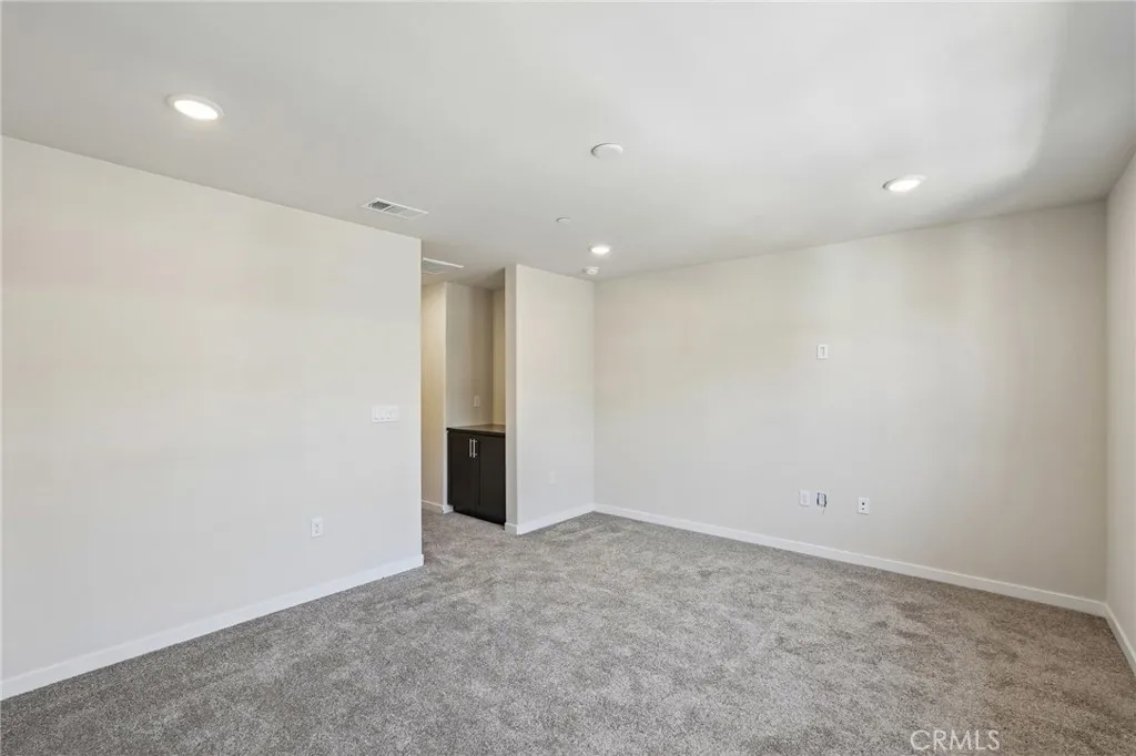 9540 Hannah Way Riverside, CA 92504 - Photo 18 of 42