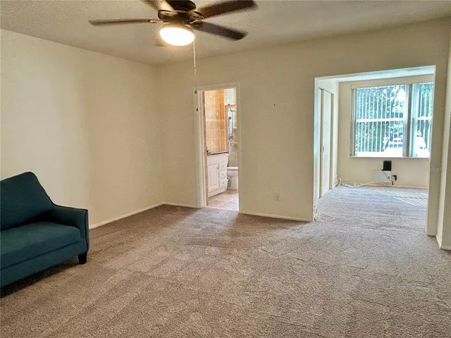 $199,900 | 2070 World Pkwy Boulevard, Unit 36, Clearwater, FL 33763