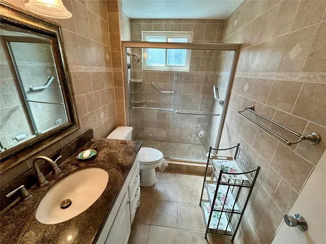 $199,900 | 2070 World Pkwy Boulevard, Unit 36, Clearwater, FL 33763