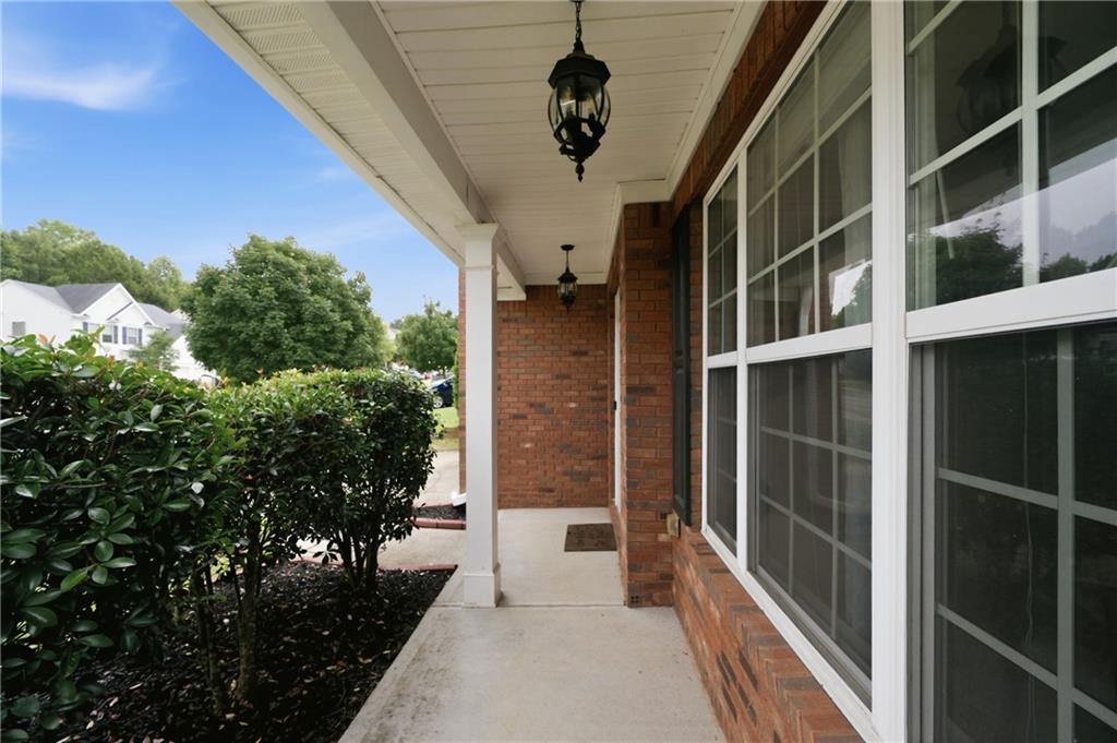 163 Diamond Ridge Avenue Canton, GA 30114 - Photo 3 of 35