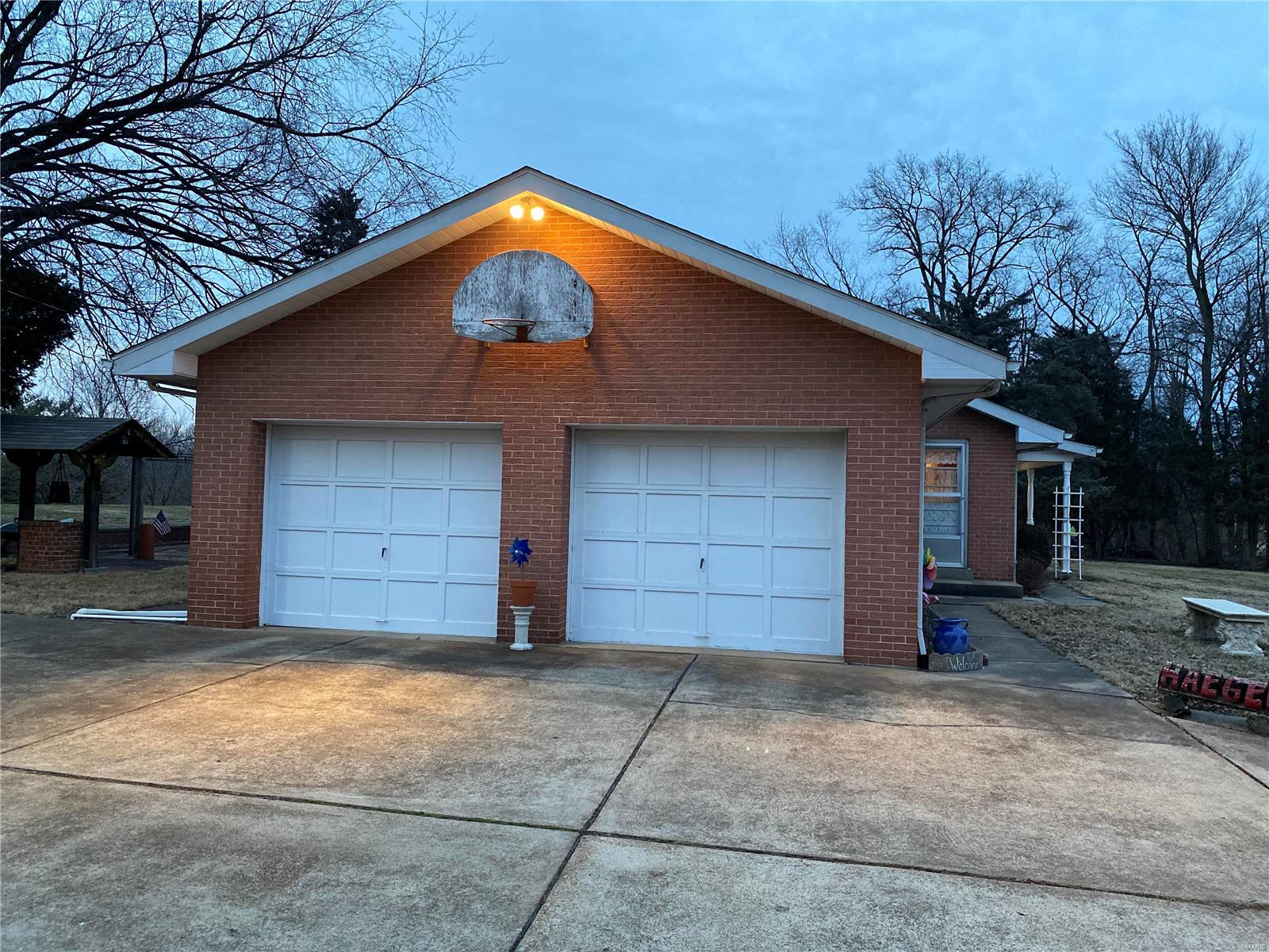 6897 Telegraph Road St. Louis, MO 63129 - Photo 4 of 23 Gallery Image 4