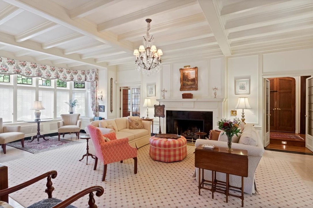 901 East Avenue, Unit A Rochester, NY 14607 - Photo 17 of 38