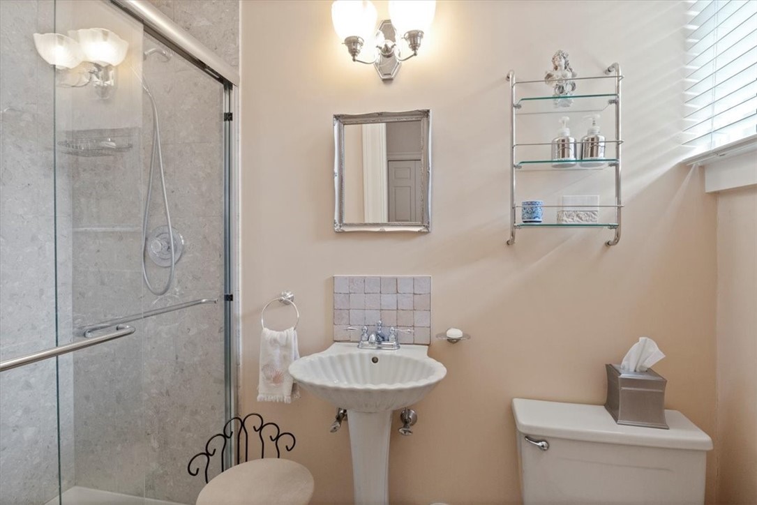 901 East Avenue, Unit A Rochester, NY 14607 - Photo 29 of 38