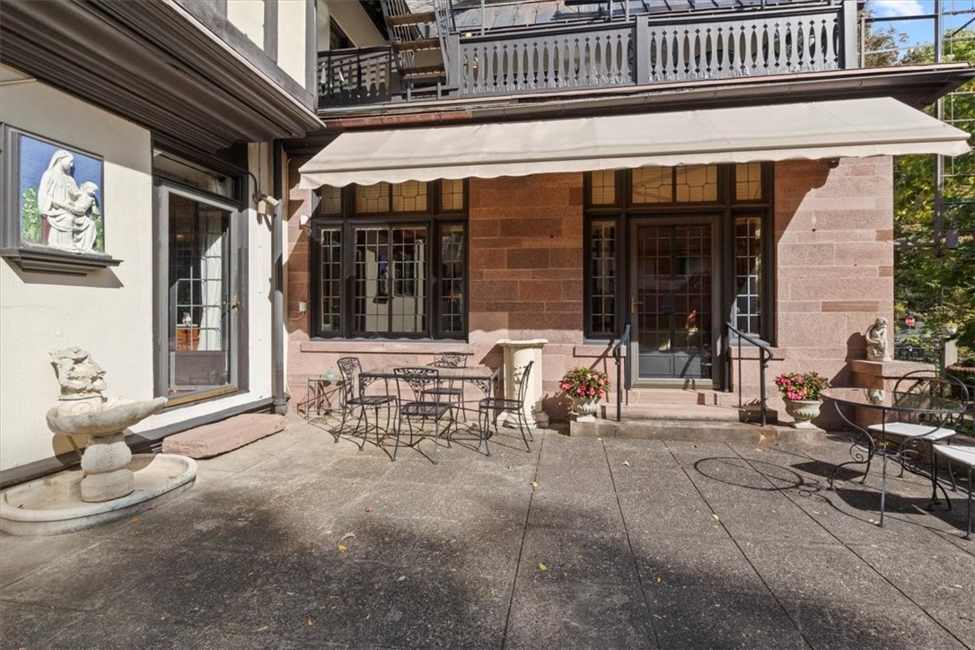 901 East Avenue, Unit A Rochester, NY 14607 - Photo 33 of 38