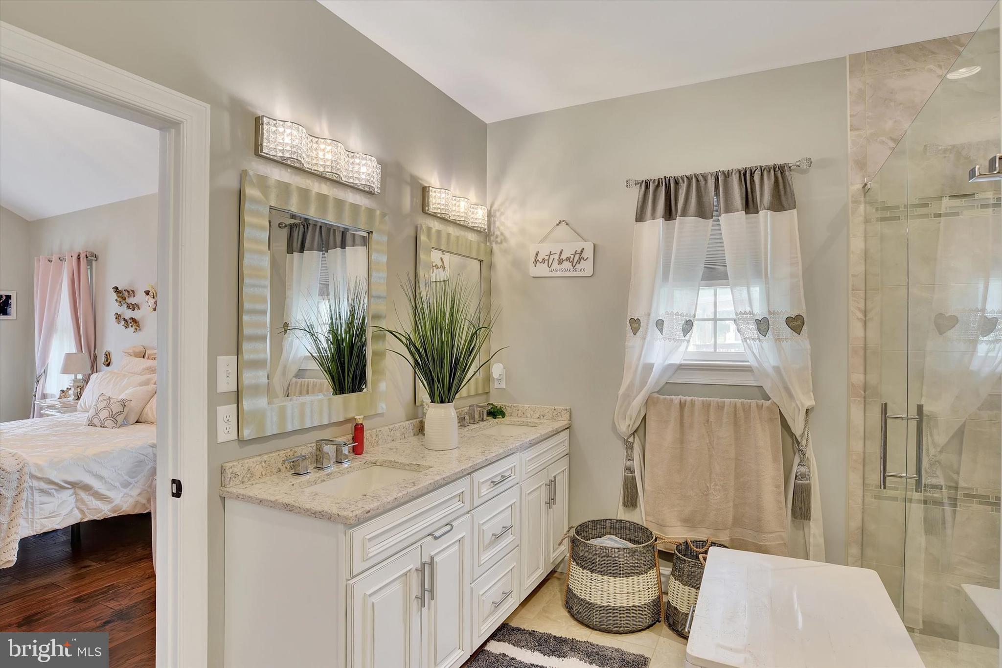 223 Colebrook Road Elizabethtown, PA 17022 - Photo 22 of 40 Primary Bath