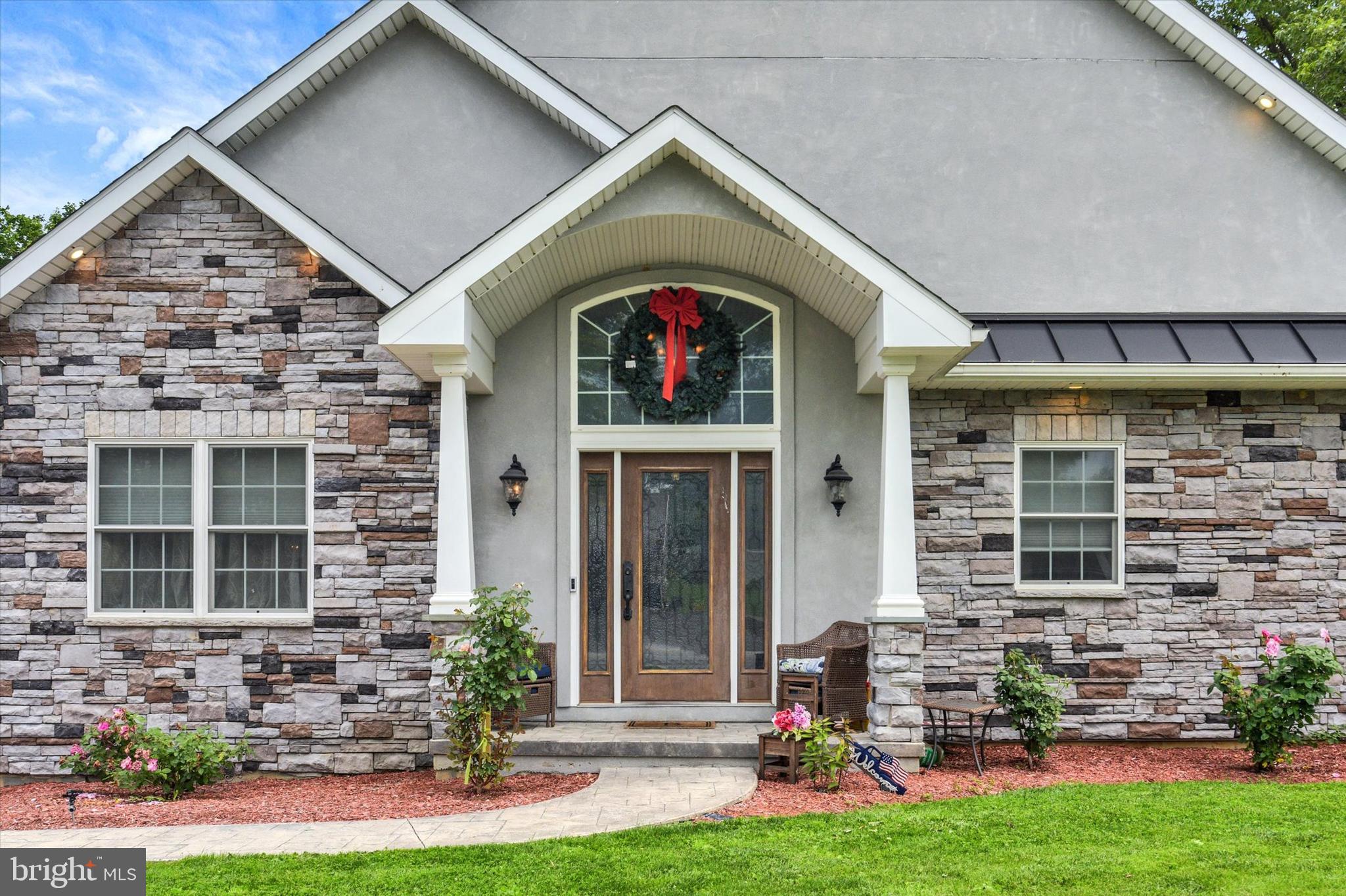 223 Colebrook Road Elizabethtown, PA 17022 - Photo 3 of 40 Main Entrance