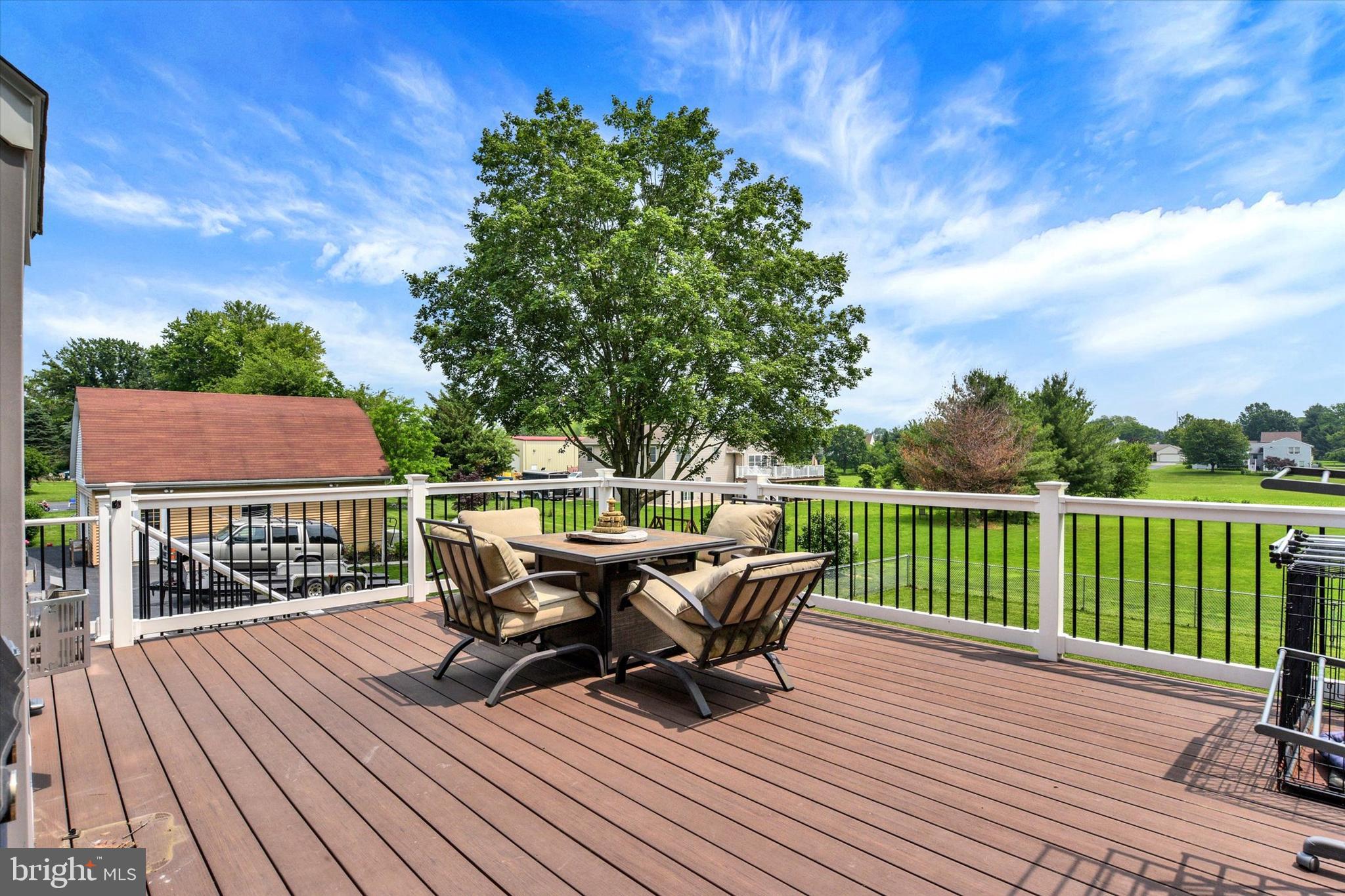 223 Colebrook Road Elizabethtown, PA 17022 - Photo 34 of 40 Deck