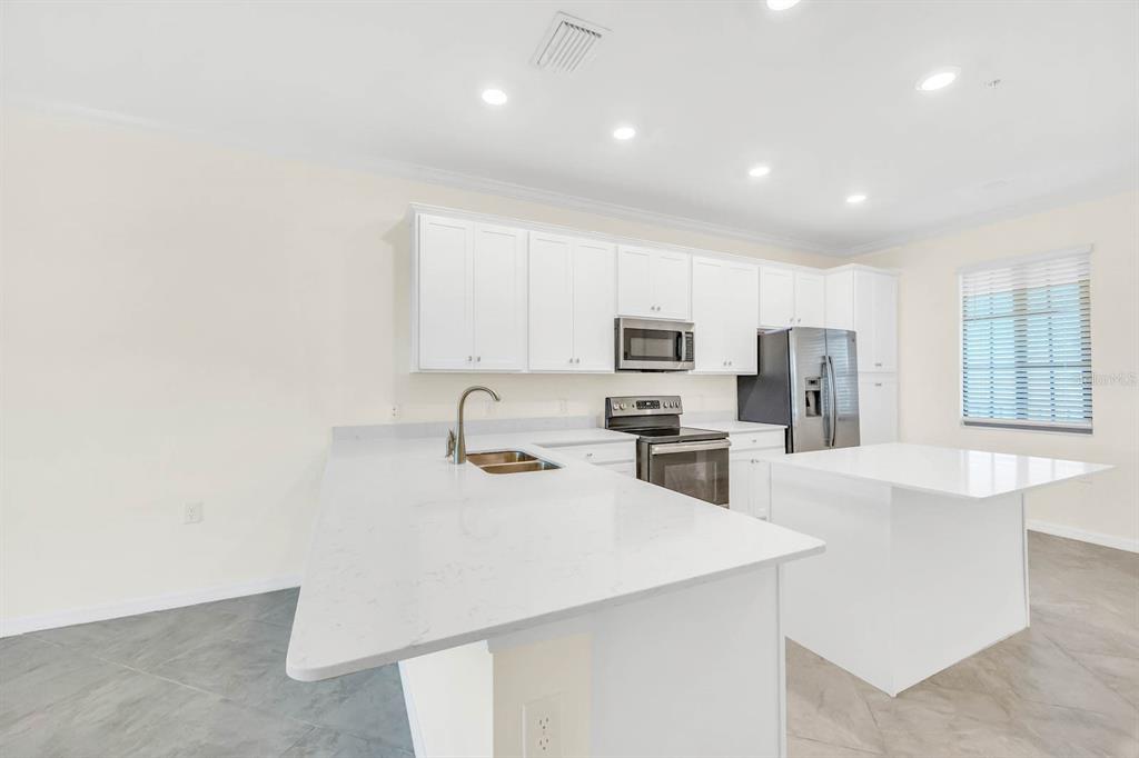 17510 Gawthrop Drive, Unit 404 Bradenton, FL 34211 - Photo 5 of 43