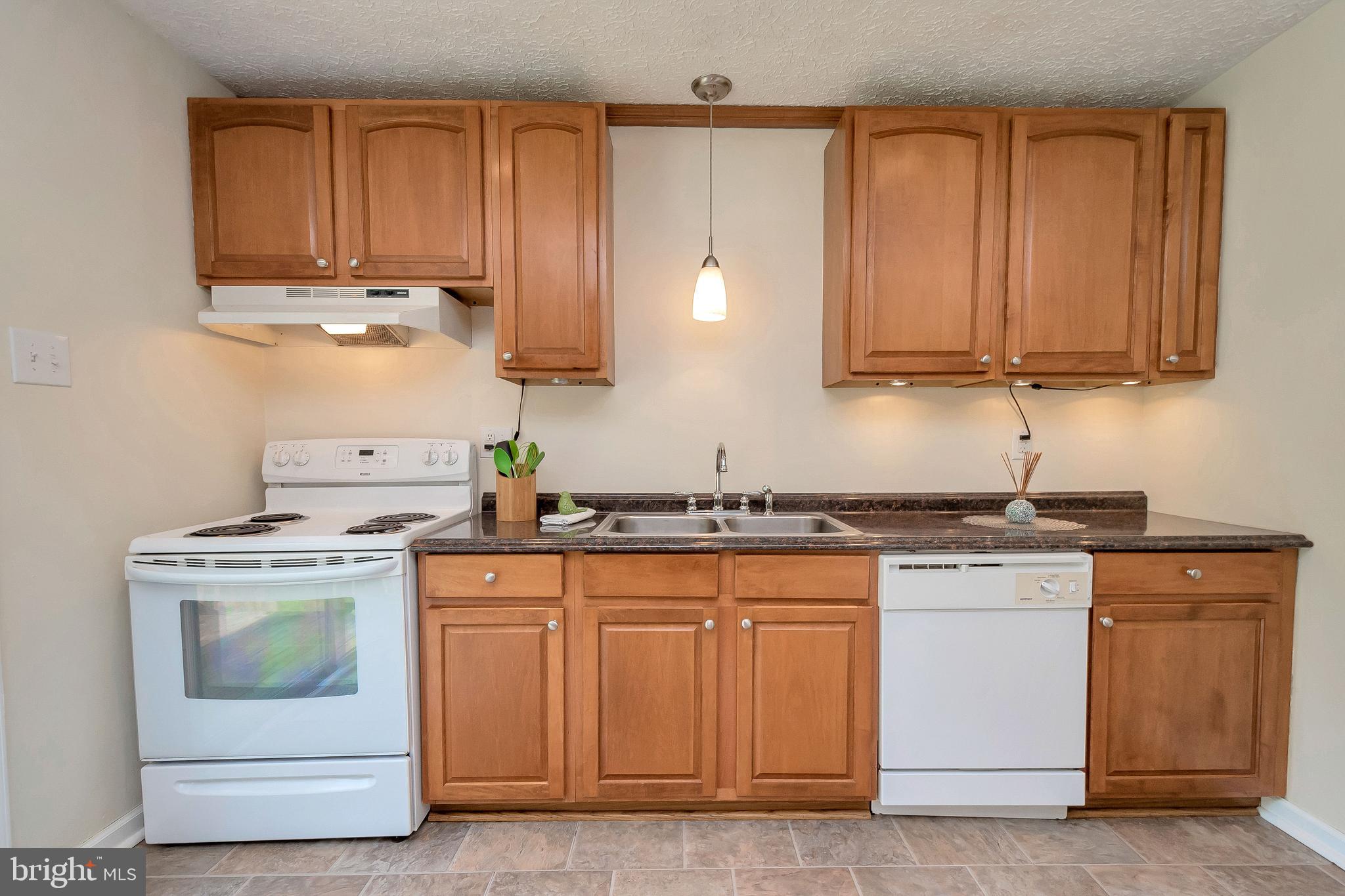 12235 Pinyon Lane Ruther Glen, VA 22546 - Photo 13 of 44