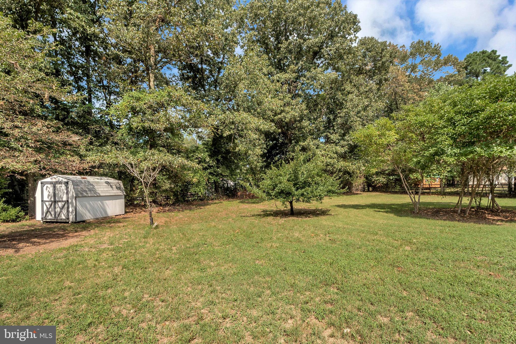 12235 Pinyon Lane Ruther Glen, VA 22546 - Photo 4 of 44