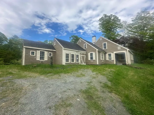 $324,900 | 197 Garey Road, Thetford, VT 05045