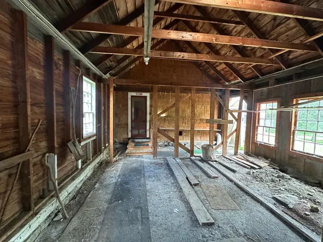 $299,900 | 197 Garey Road, Thetford, VT 05045